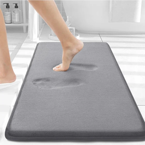 tapis de bain à mémoire de forme gris